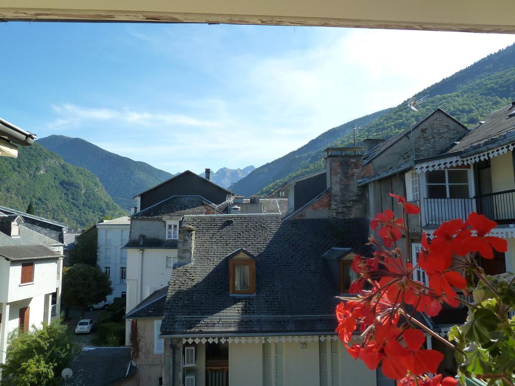 Hotel Des Lilas Bagnères-de-Luchon 객실 사진